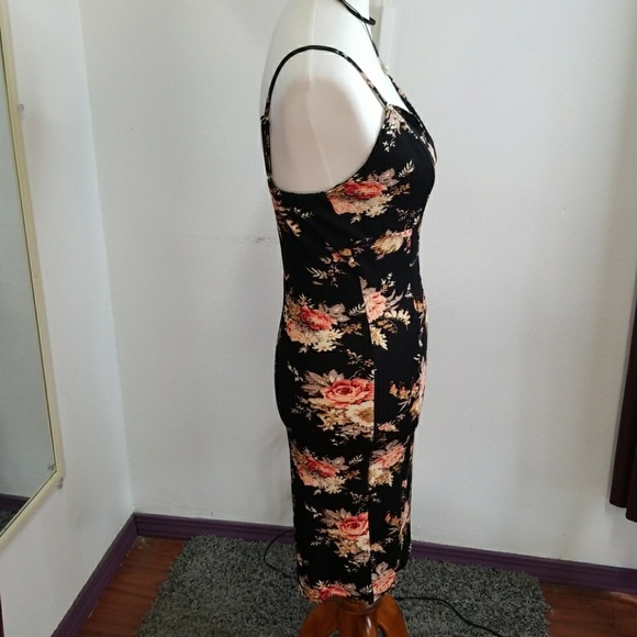 Black with peach floral dress - Picture 4 of 16